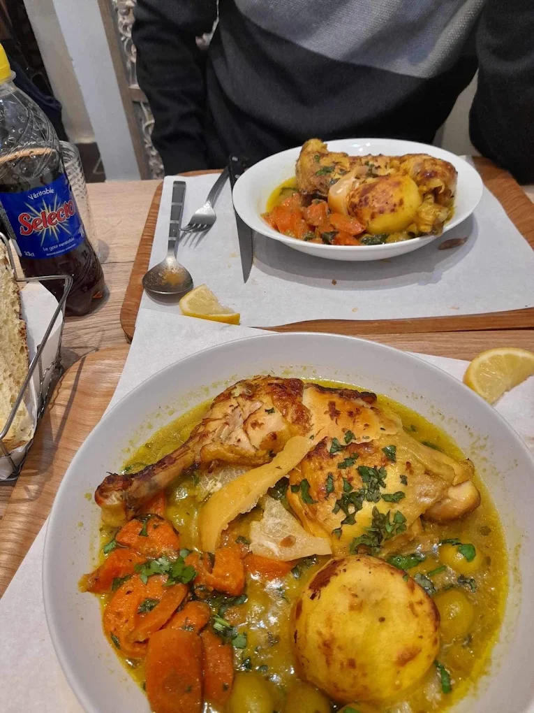 Chez Tante Farida — 9