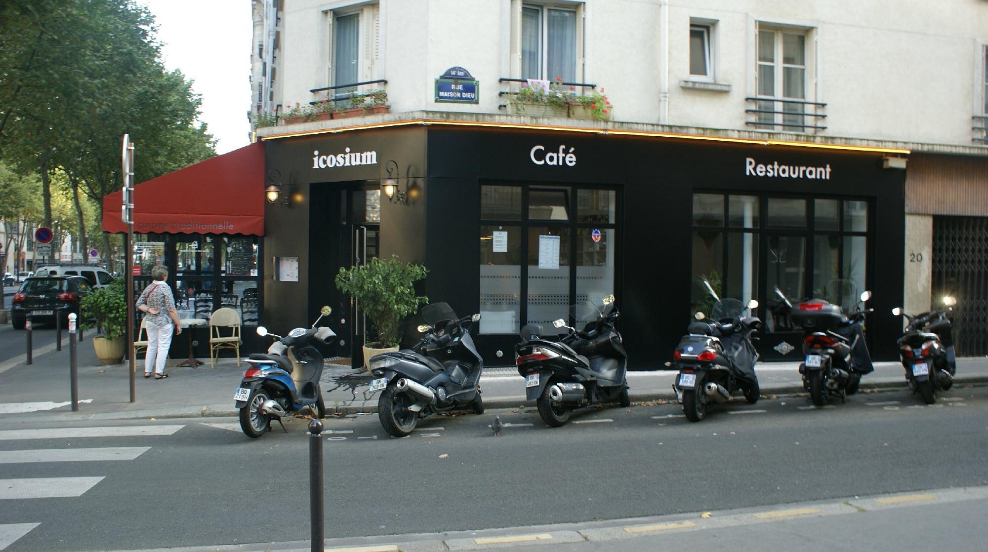 Icosium