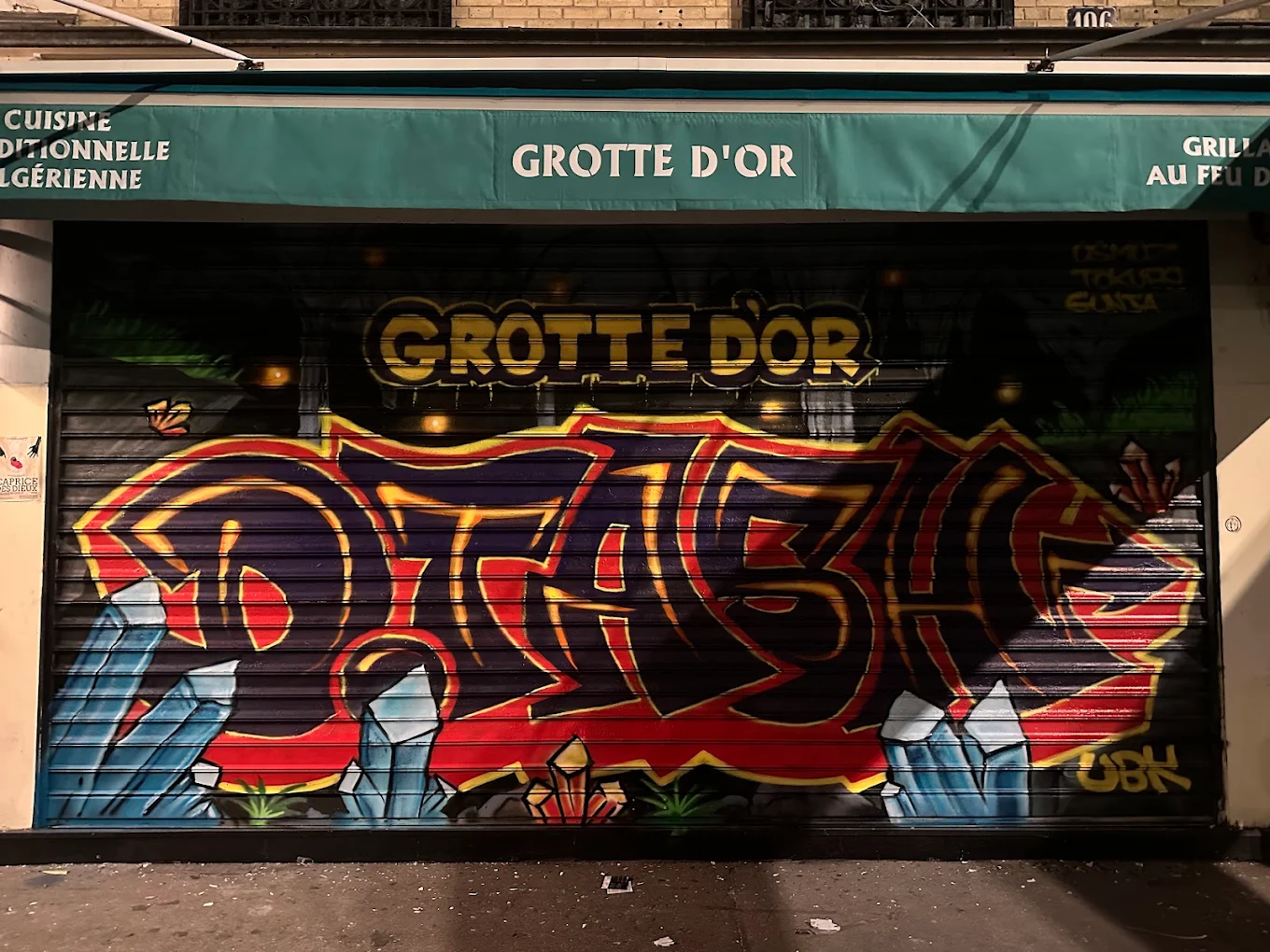 La Grotte d’Or — 12