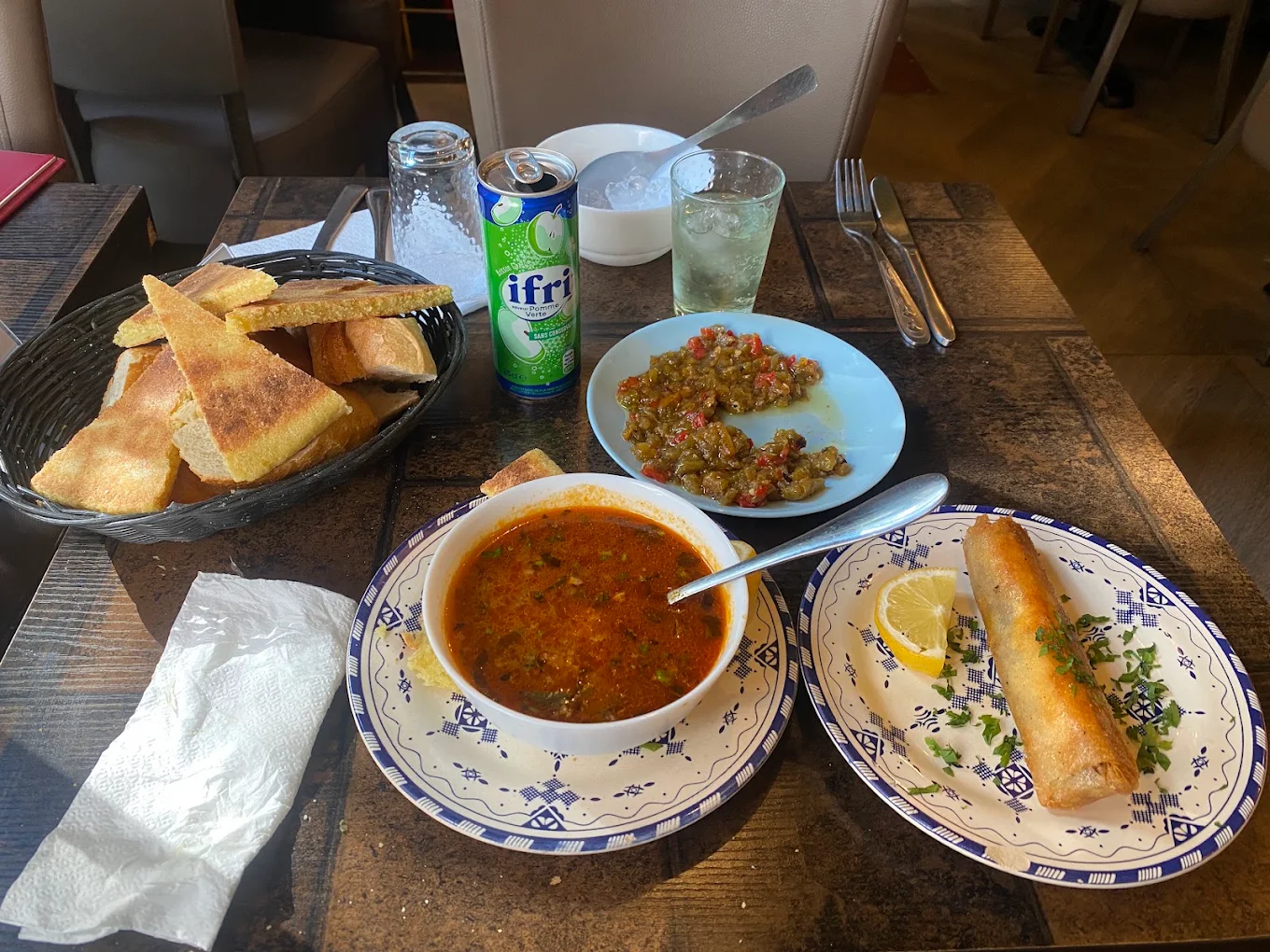 Tassili — Paris 18 — 2